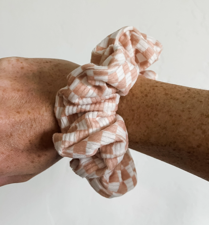 Checker Scrunchie