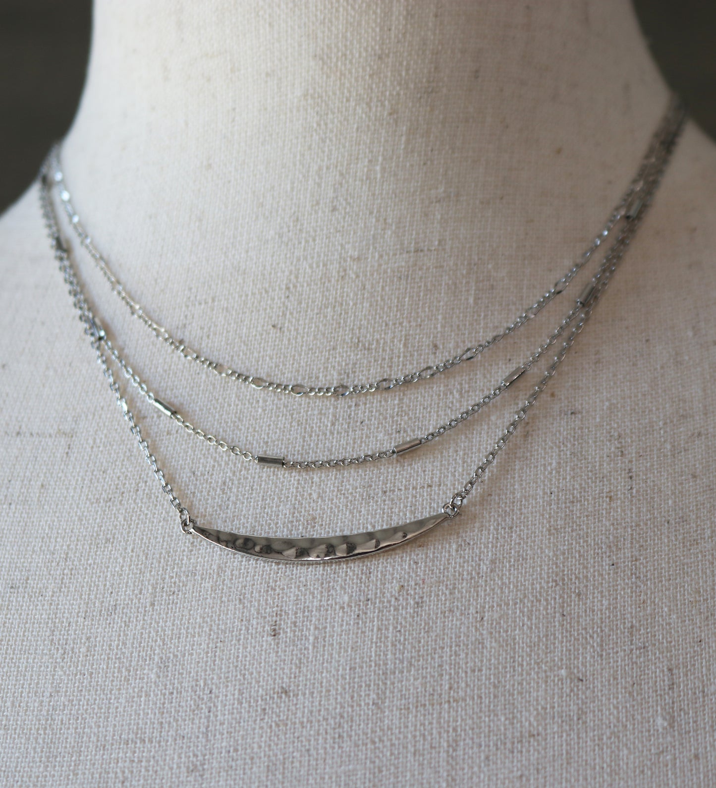 Flat Pendant Chain Necklace
