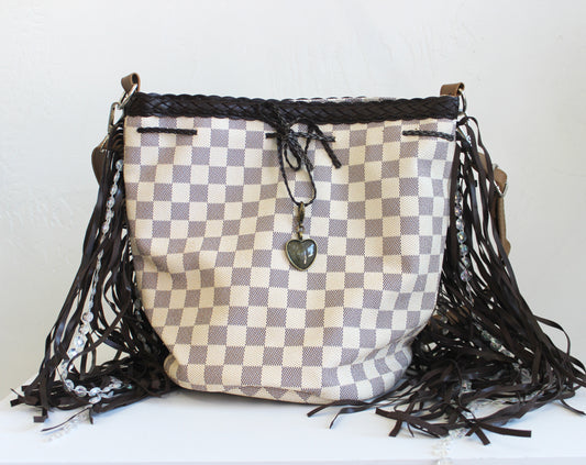 White Checkered Tassel Bucket Bag